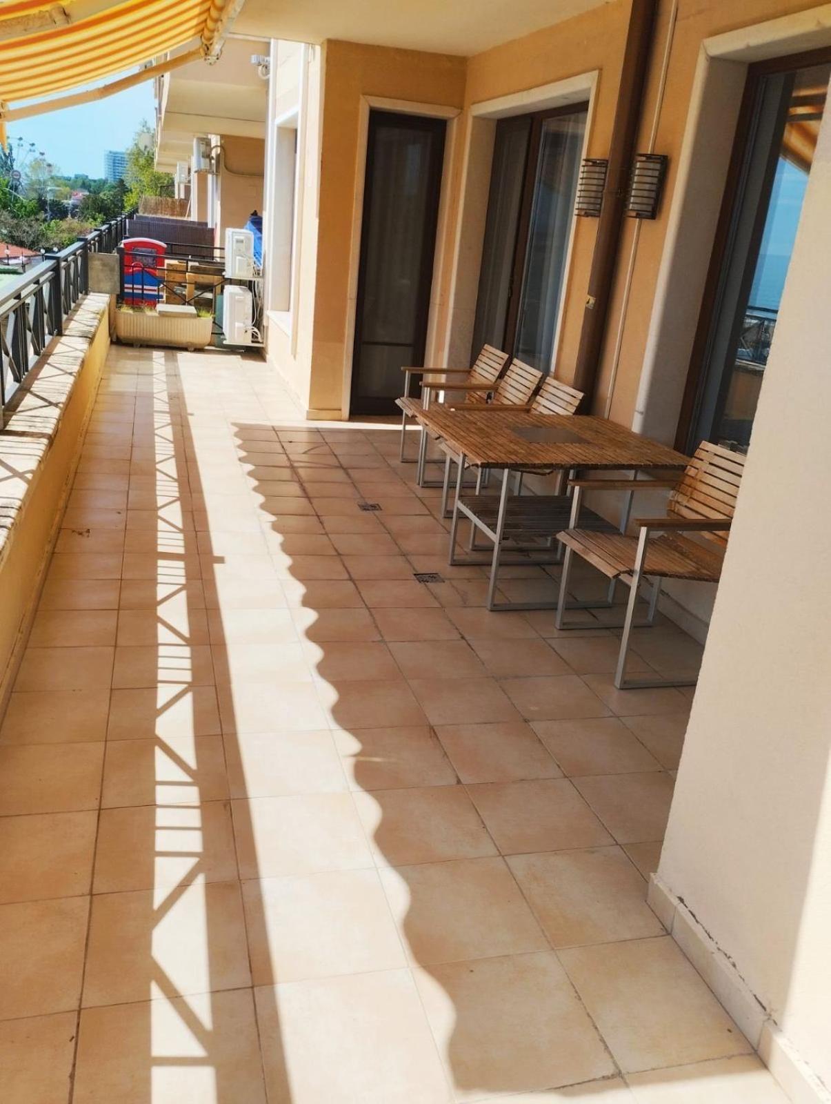 Golden Sands Rentals Apartments Dış mekan fotoğraf