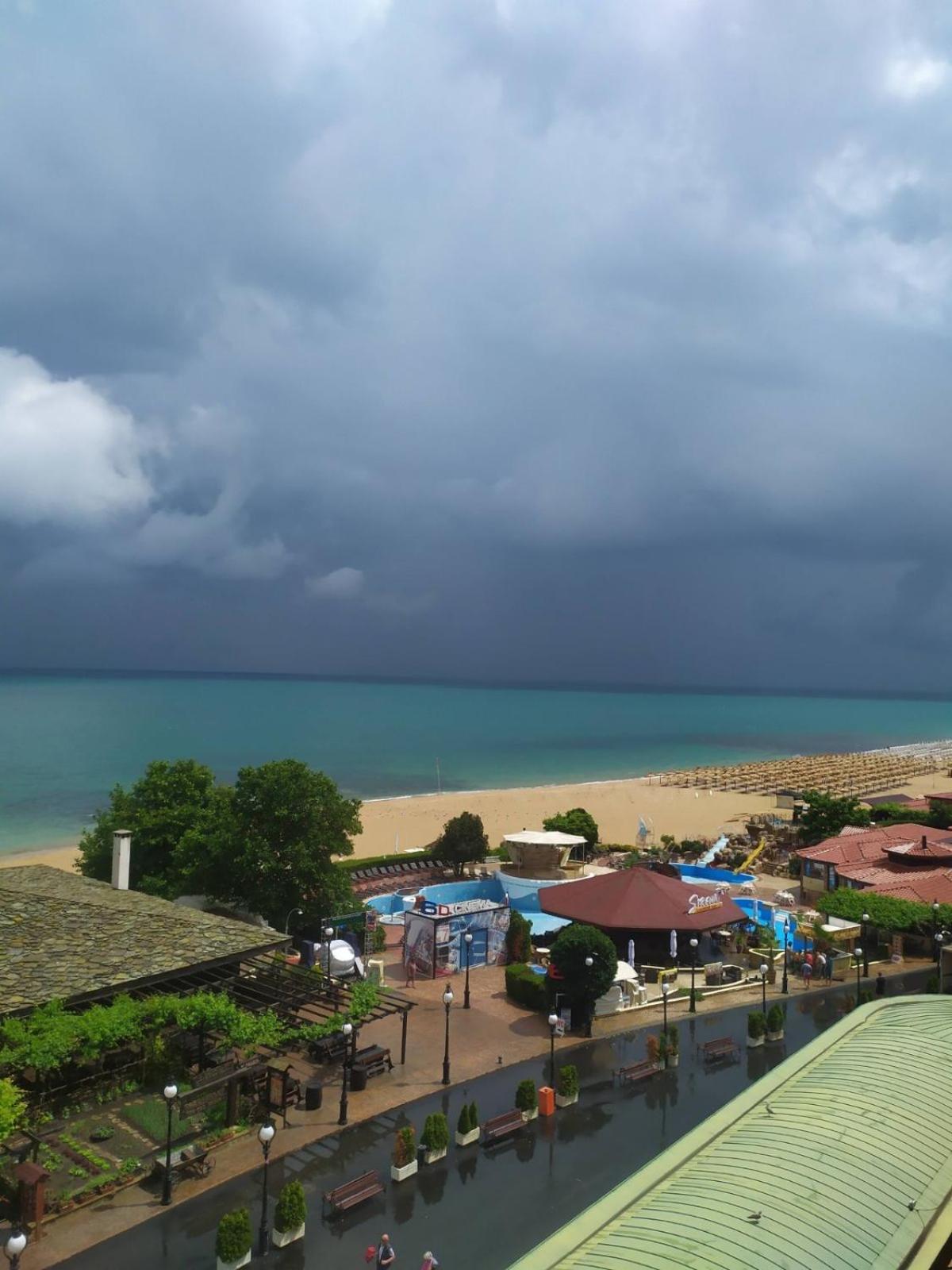 Golden Sands Rentals Apartments Dış mekan fotoğraf
