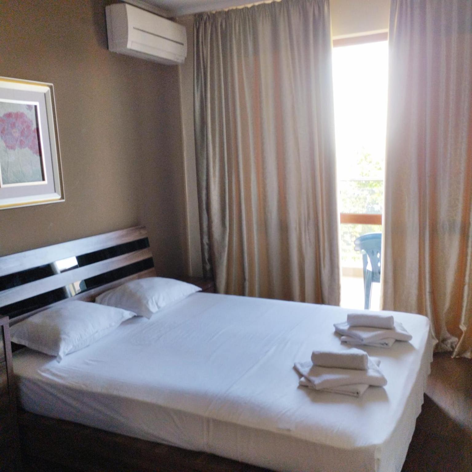 Golden Sands Rentals Apartments Dış mekan fotoğraf